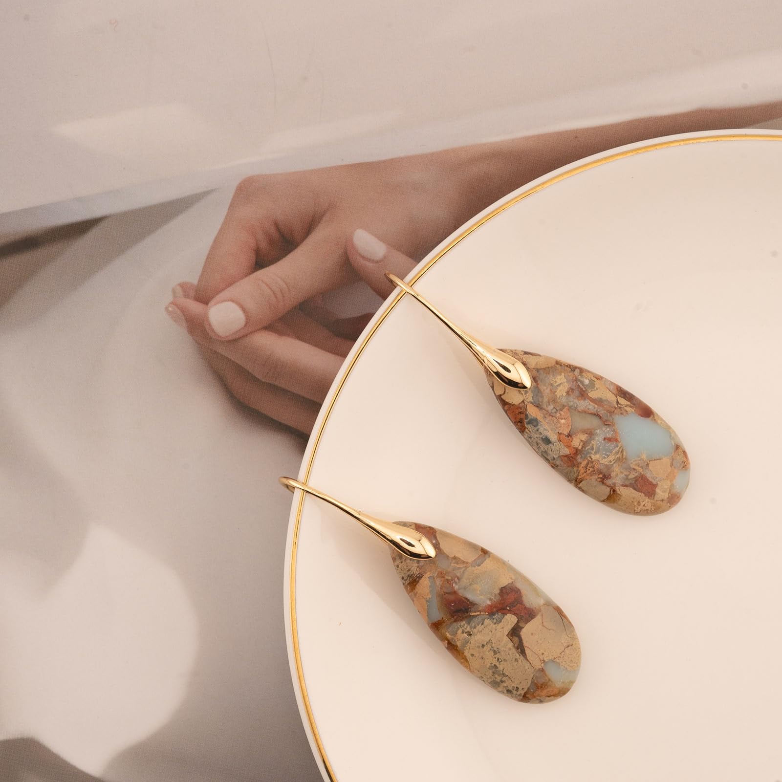 Natural Healing Stone Fishhoop Dangle Drop Earrings Statement Gold silver earrings