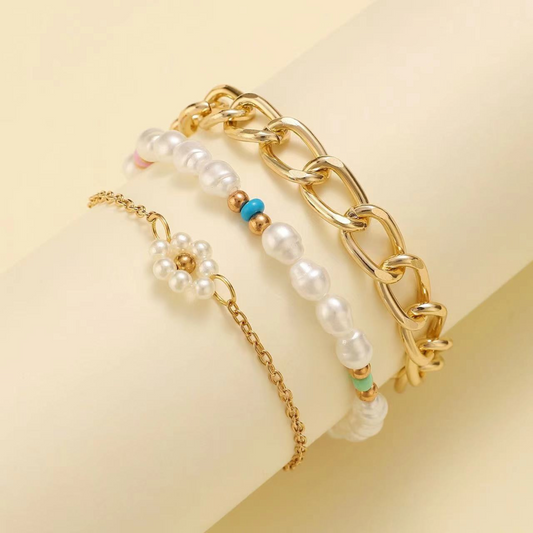 Set of Daisy Pearl Bracelets